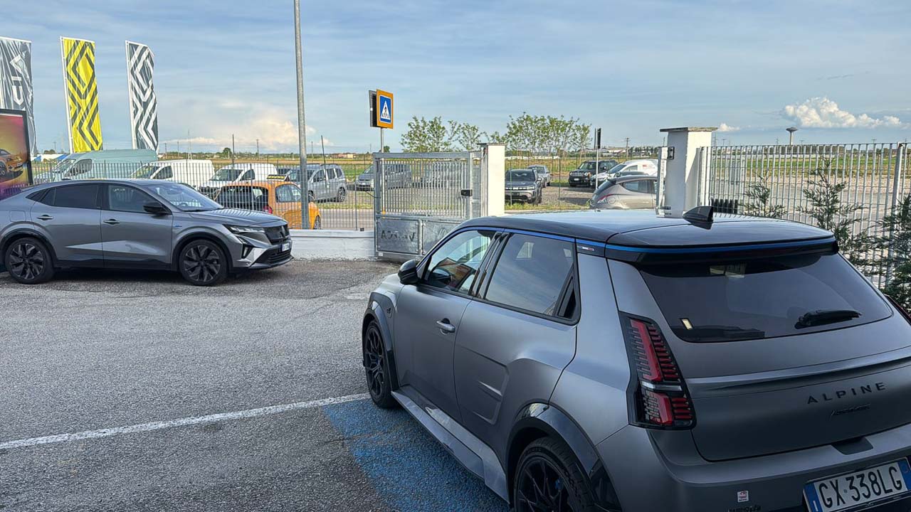Dettaglio auto premium 5